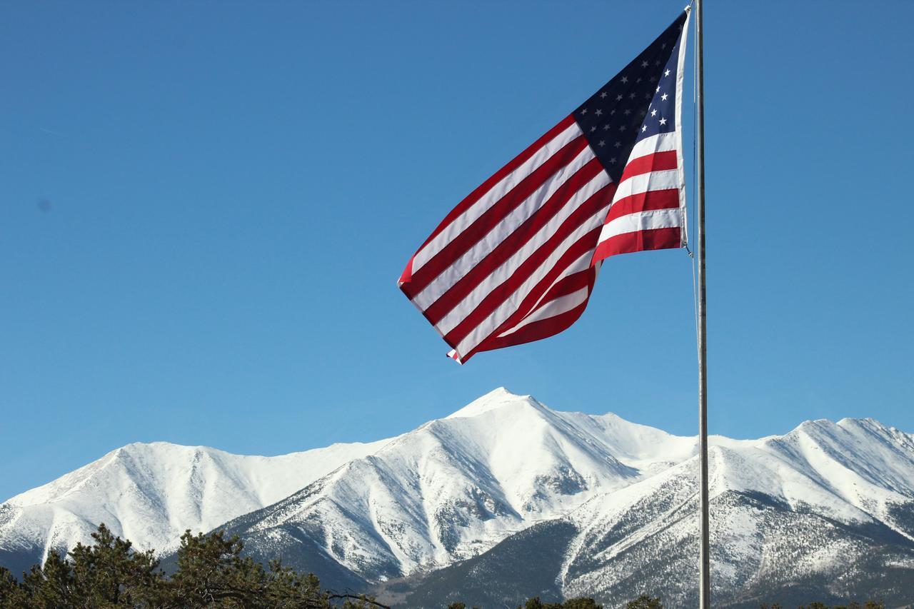 Mountain River Bed & Breakfast Buena Vista Bagian luar foto